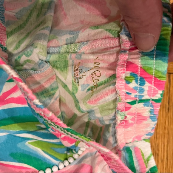 Lilly Pulitzer Colorful Patterned Shorts - Picture 2 of 2